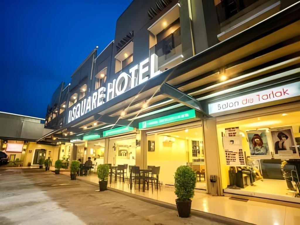 L Square Hotel Tarlac City Exterior photo